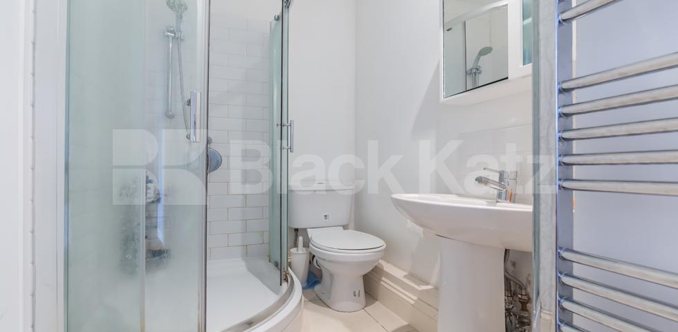 			NEW INSTRUCTION!, 1 Bedroom, 1 bath, 1 reception Flat			 Agar Grove, CAMDEN